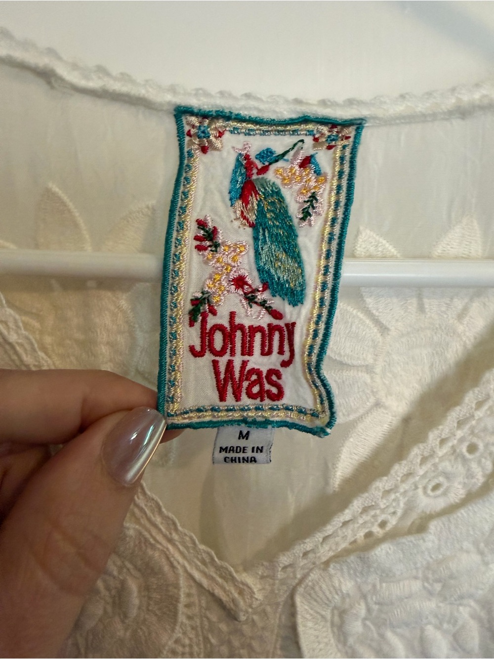 Johnny Was White Embroidered V-Neck Tunic - Picture 4 of 8